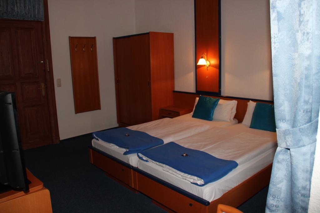 Haus Alexander Hotel Heringsdorf  Exterior photo