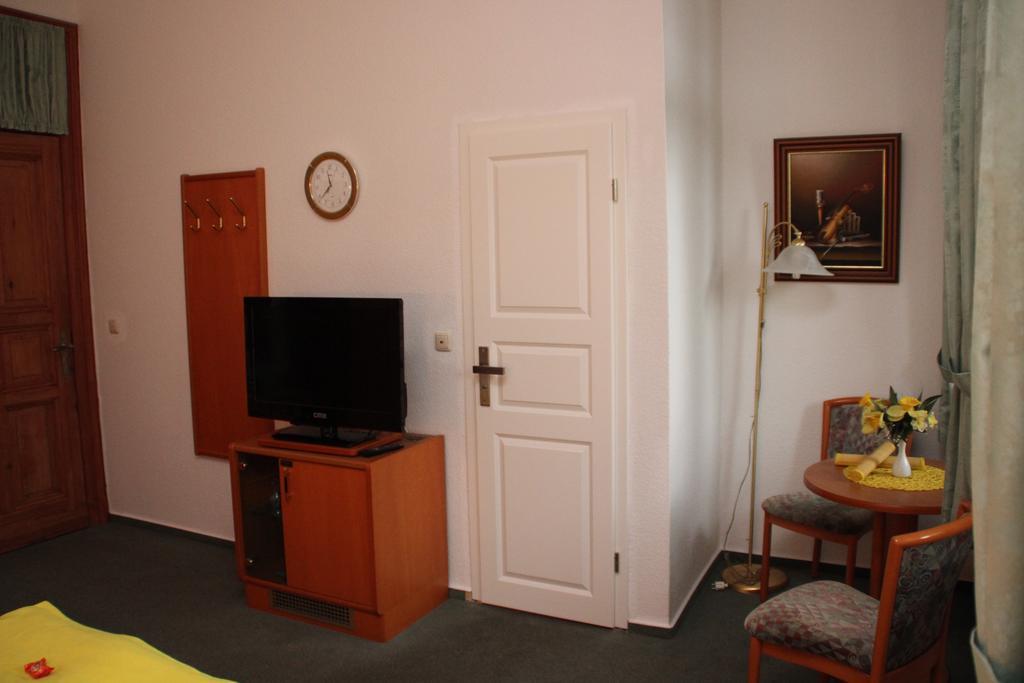 Haus Alexander Hotel Heringsdorf  Room photo