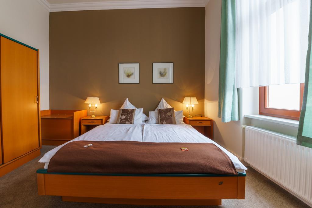 Haus Alexander Hotel Heringsdorf  Exterior photo