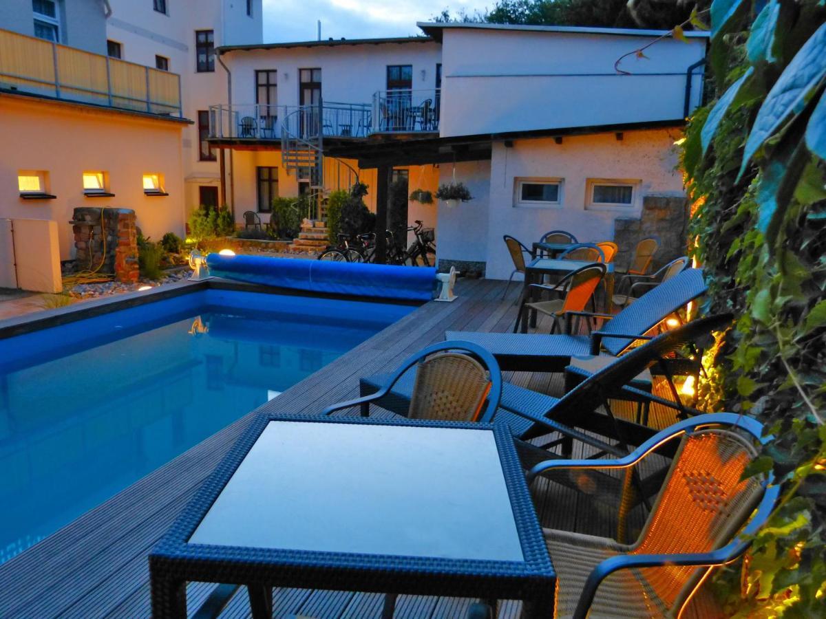 Haus Alexander Hotel Heringsdorf  Exterior photo